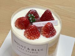 -山与蓝蛋糕(勒泰店)