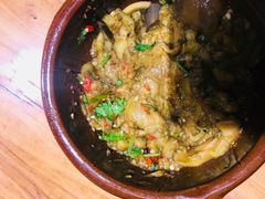 -老滇山寨•云南特色菜•地方菜•民族风情歌舞表演(金碧店)