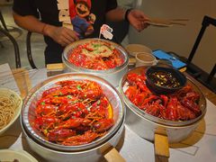 -巴厘龙虾·榜首油焖大虾(音乐学院·沿江酒馆店)