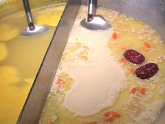 -湊湊火锅·茶憩(上海合生汇店)