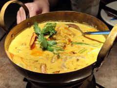 -大头虾越式风味餐厅(光明广场店)