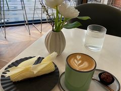 -潮一不贰·法式甜品·生日蛋糕·西式简餐(外滩店)