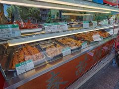 面包甜点陈列柜-春苗炸鸡