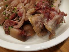 -侬佳蒸菜馆(听潮店)