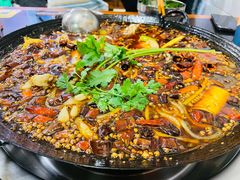 -鸿顺老铁锅美蛙鱼府(解放碑店)