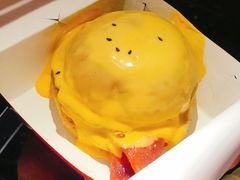 芝士熔岩牛肉堡-前进5路汉堡炸鸡(汉街skp店)