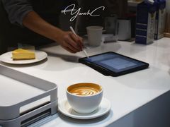 拿铁-intime coffee(芝麻街店)