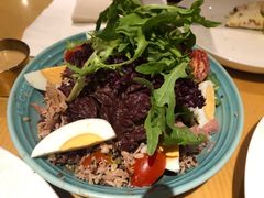 三色藜麦金枪鱼鸡蛋沙拉-TIAGO HOME KITCHEN(王府中环店)