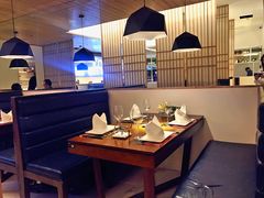卡座-赤火牛排(金狮广场店)