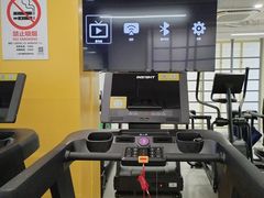 -发条鸭无人健身房(浦东北艾路店)