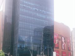 -上海龙之梦万丽酒店