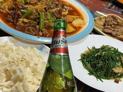 -乡村馕坑肉·烧烤·新疆菜·本地人更爱吃(阿勒泰首店)