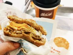 -麦当劳(上海虹桥站30B检票口楼上)