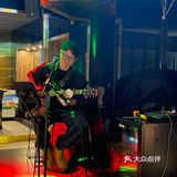 这家宝藏烧鳥威士忌吧居然还有驻唱