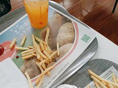 -麦当劳(鄂尔多斯机场店)