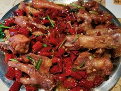 -喝丢一只鞋辣炒海鲜小烧烤(三八广场店)