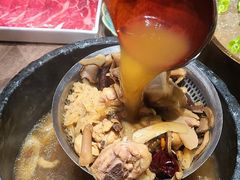 -蘑界·野生菌火锅(深业上城店)