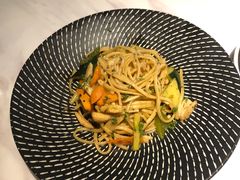 -STARRY CAFE & LOUNGE BAR(高新店)