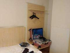 -锦江之星(广州海珠江泰路地铁站店)