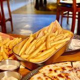 查什么？当然是查理的口袋喇～