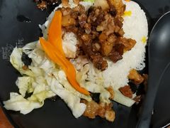-陈老斯呼尔嗨吃烧烤(科巷店)