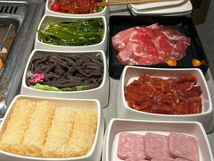 -海底捞火锅(珠影星光城夜宵主题店)
