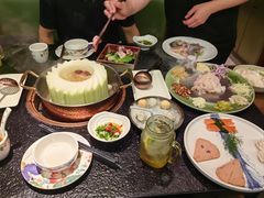 -得意咚瓜·顺德鱼生·冬瓜火锅(深圳首店)