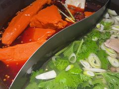 -赵美丽·重庆社区火锅·直营店(火车东站·中豪国际店)