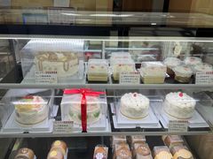 -红宝石·鲜奶小方·海派西点房(联洋店)