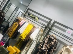 -URBAN REVIVO(佛山南海万达广场店)