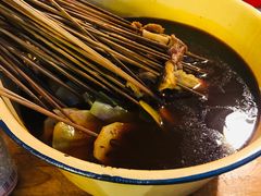 -拈签一笑黄牛肉辣卤串串