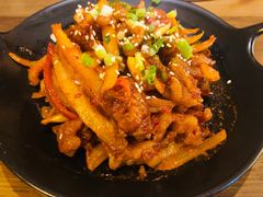 辣鸡爪-勾勾锅(联宝公寓店)