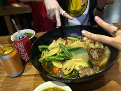 -万记麻辣烫国展总店