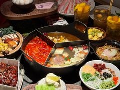 -三出山火锅(南京万象天地店)