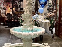 -秘密旅行Bonjour(黑金冠 江南西店)