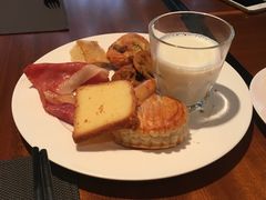 -岷山饭店-芝芝自助餐厅