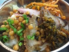 -红鼻子桂林米粉(金唐新光界店)
