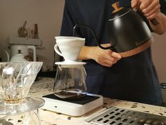 -Line 咖啡(石厦花园店)