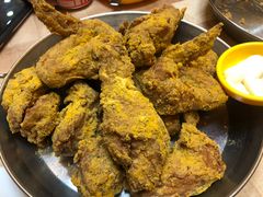 -BHC炸鸡(明洞总店)