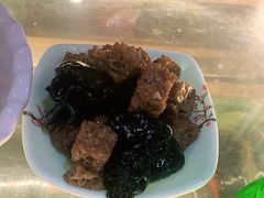 我爱烤麸拌菜-金杨拉面王小吃面馆·牛三宝面·红烧牛肉粉