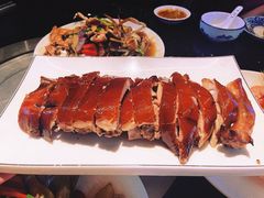 -三亚火车头万人海鲜广场