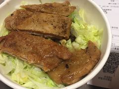 蜜汁鸡腿饭-麦当劳(北京南站店)