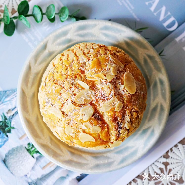 我真的是个活脱脱的面包精hhh