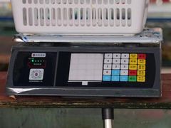 -三亚火车头万人海鲜广场