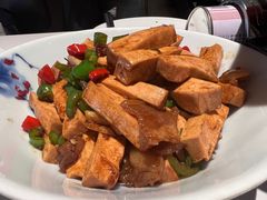 -楚山晓·湖北菜(武汉光谷K11店)