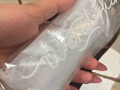 -蜜蜂小象·榴莲千层蛋糕(时代汇11栋店)