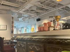 -灵意咖啡·西班牙美食(汕头金平万达广场店)