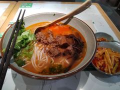 -百春原湖南牛肉粉(百联世纪店)