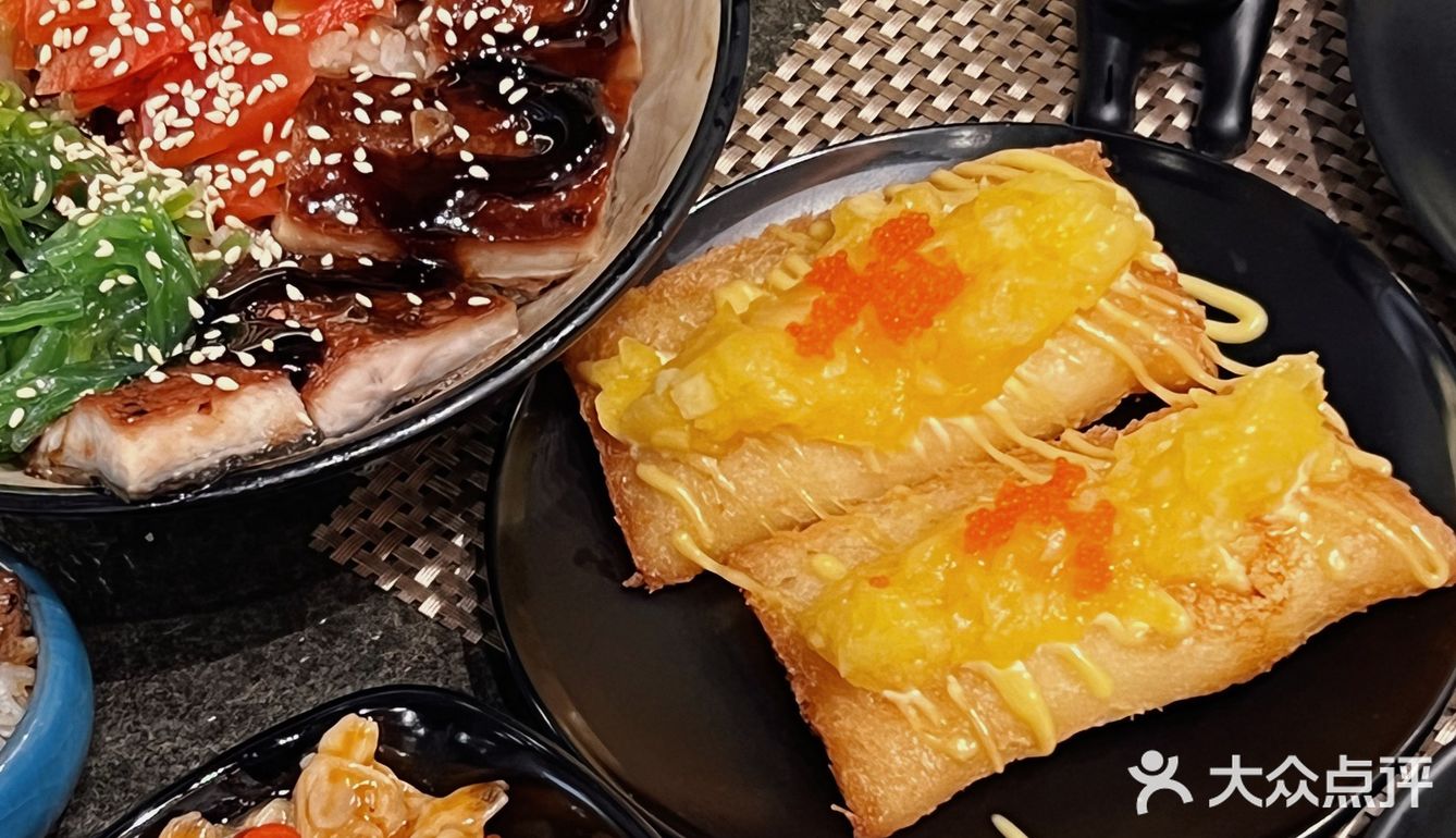 太原这家治愈系日式食堂里竟然藏着这么好吃的酥皮榴莲