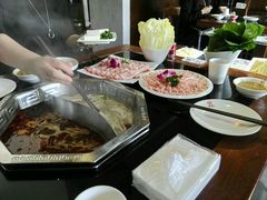 -重庆德庄火锅(体育中心店)
